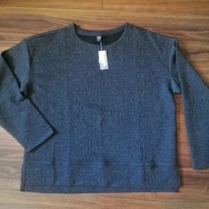 NWT Joe Fresh sweater